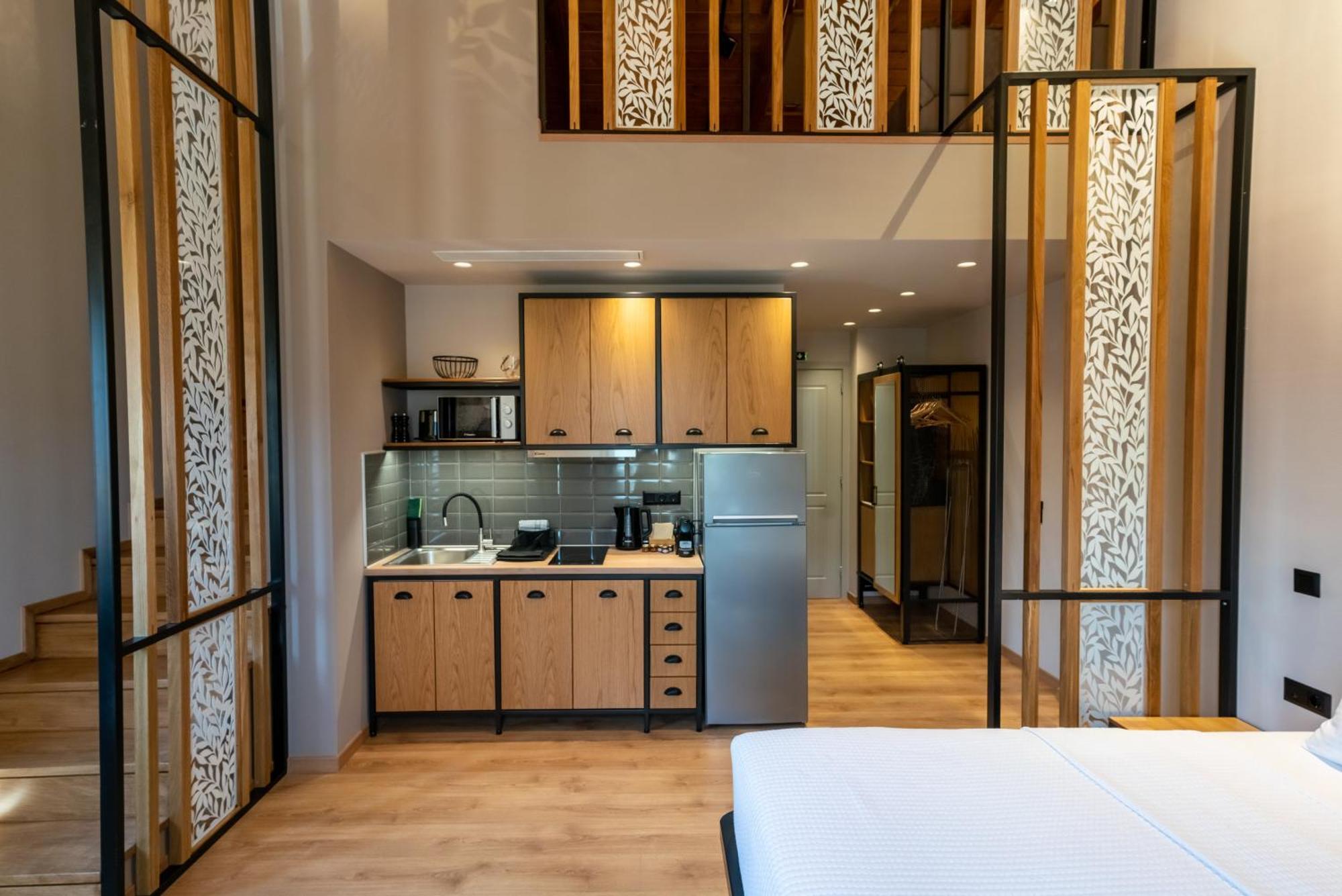 Kraka Apartments เลโอนีดีออน ภายนอก รูปภาพ