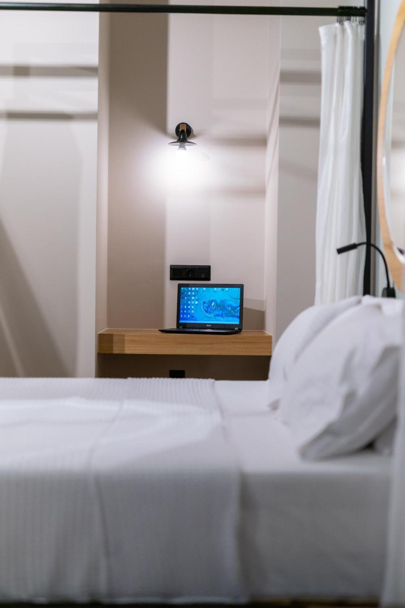 Kraka Apartments เลโอนีดีออน ภายนอก รูปภาพ