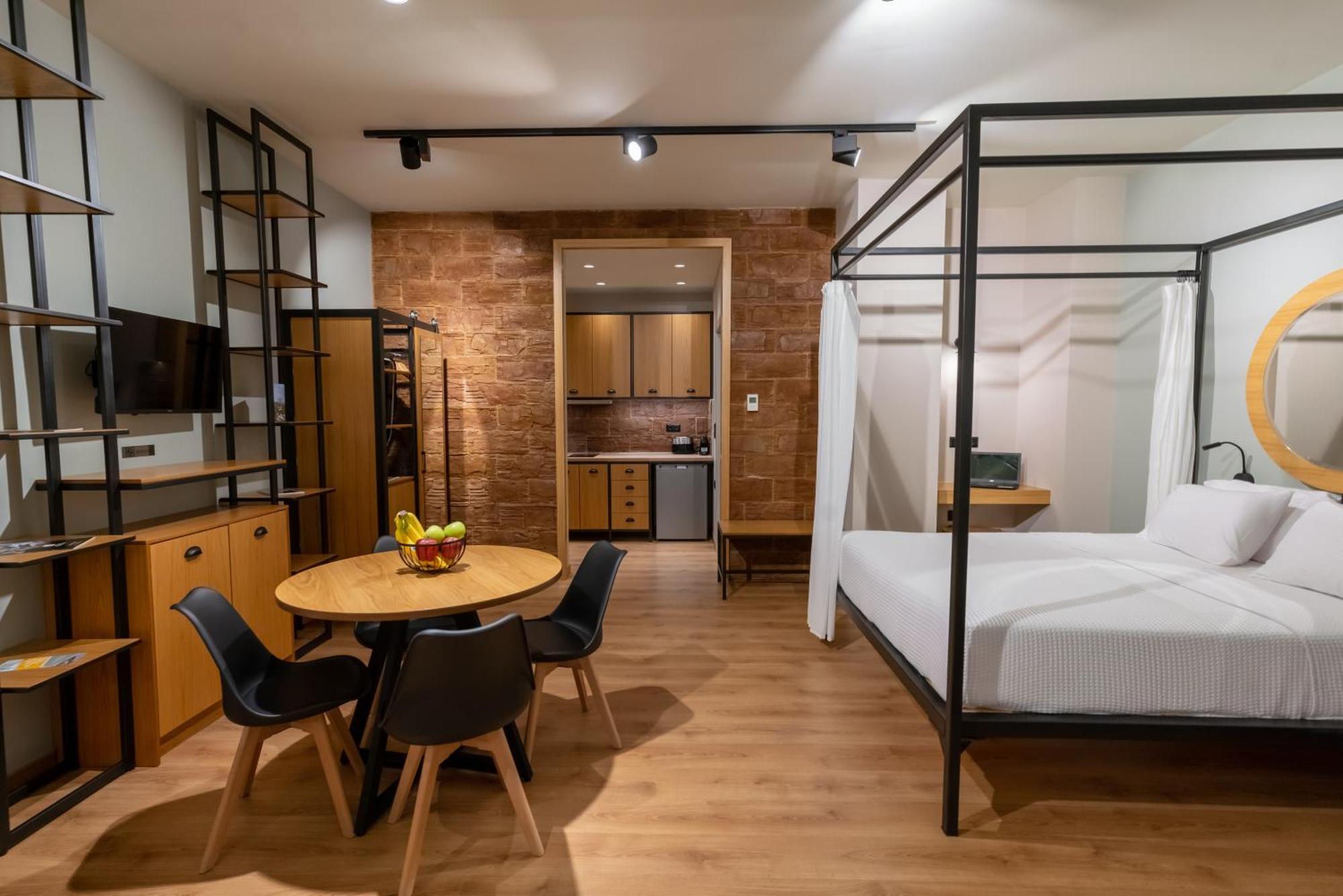 Kraka Apartments เลโอนีดีออน ภายนอก รูปภาพ