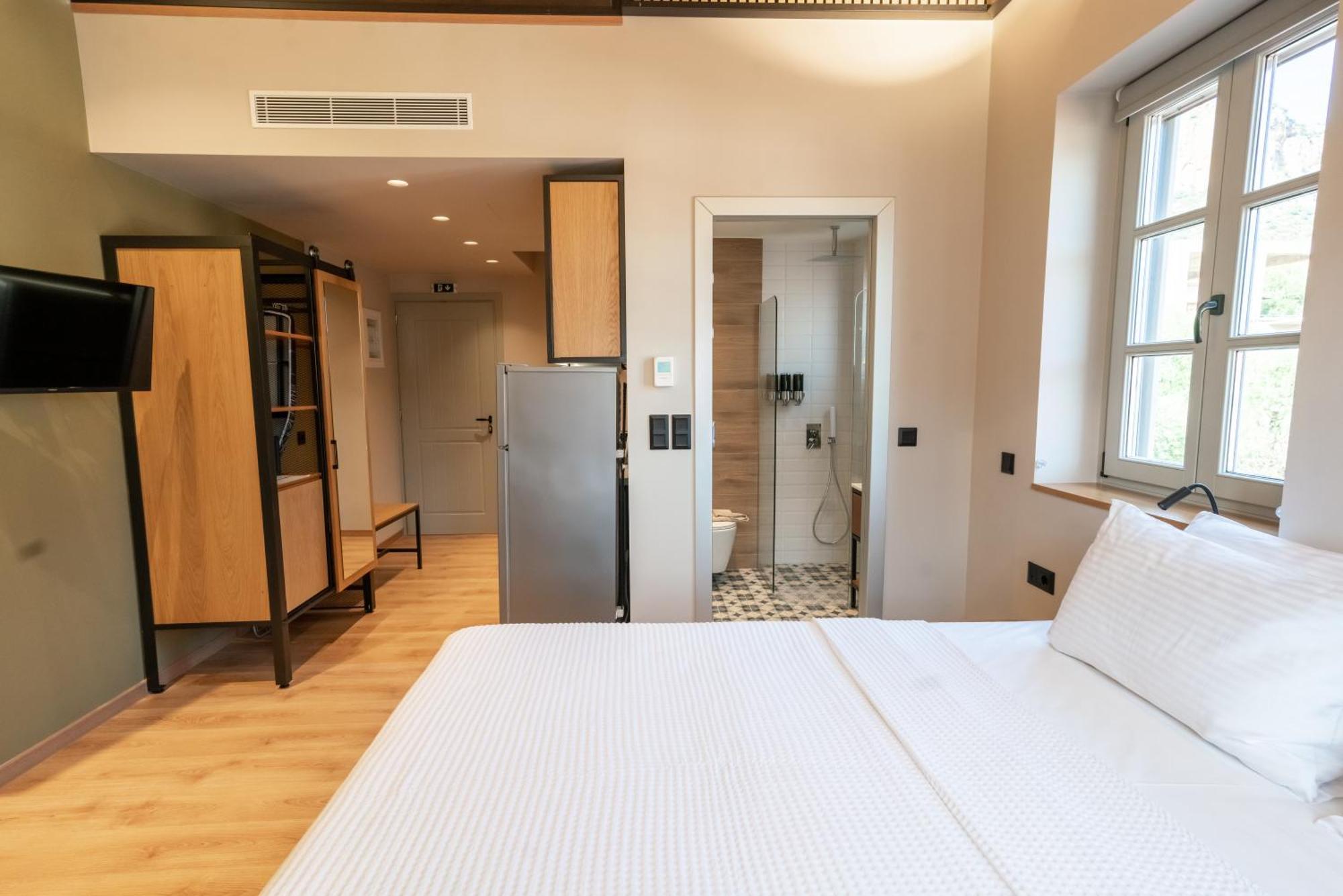 Kraka Apartments เลโอนีดีออน ภายนอก รูปภาพ